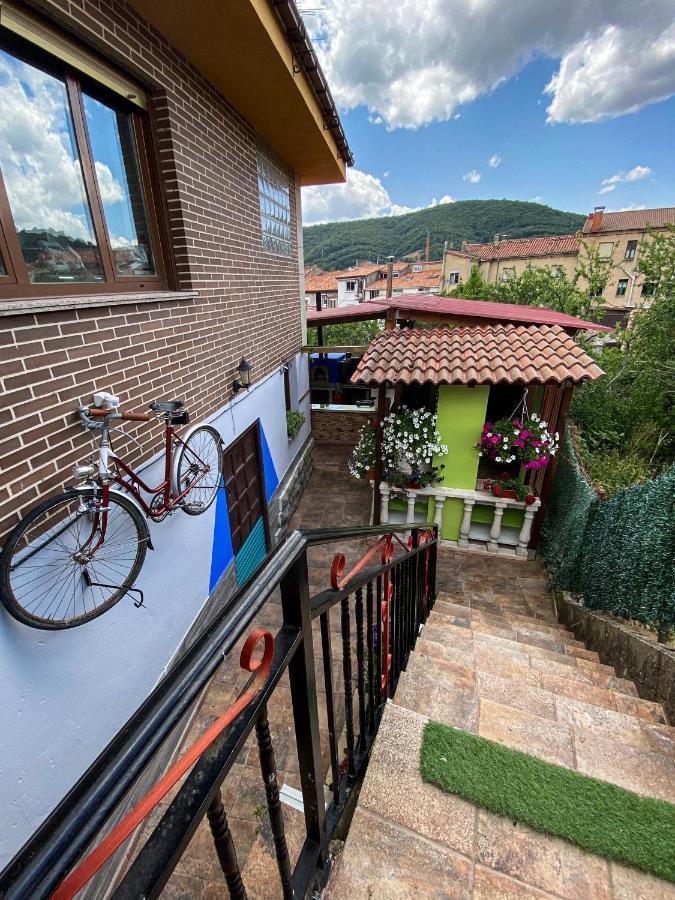 Casa Julian Villa Cistierna Buitenkant foto